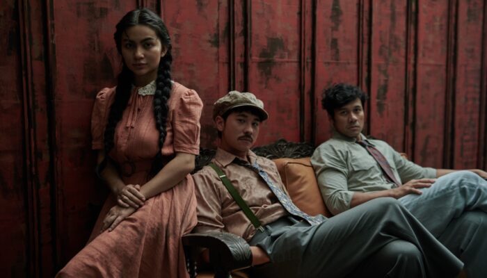 Film “Perang Kota” Merilis Official Poster Kedua: Kisah Cinta Segitiga yang Terbakar oleh Revolusi