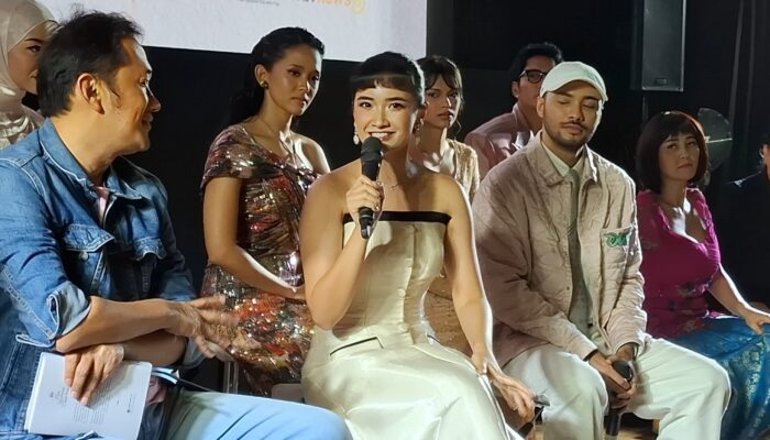Nadya Arina Wakili Perasaan Banyak Perempuan Dalam Aktingnya di  Film ‘Cinta Tak Pernah Tepat Waktu’