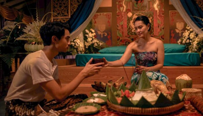 Hanung Bramantyo Bangga Film Gowok Kamasutra Jawa Tayang di IFFR 2025, Merasa Doanya Saat Ibadah Haji Diijabah