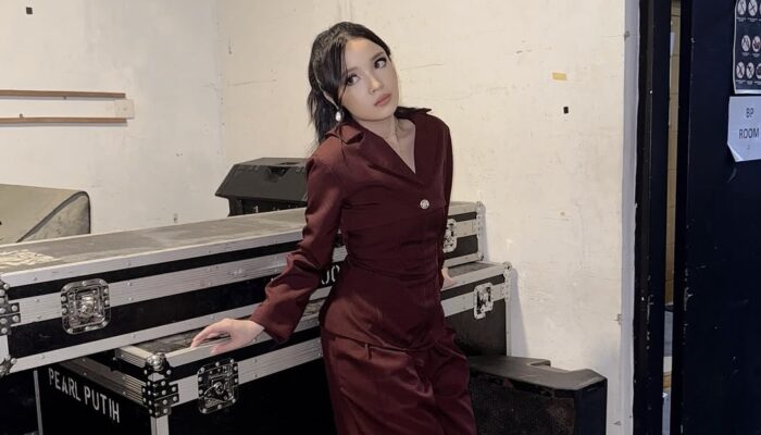 Bunga Reyza Bawakan ‘Seribu Tahun’ di Showcase Jaz Hayat