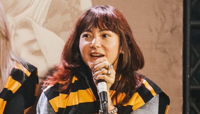 Poppy Sovia Kembali ke Musik, Siapkan Proyek Cantik Berisik  