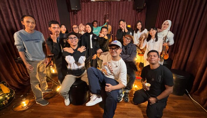 Glory of Love Tampil Lebih Mendalam di Get Closer: Musik Baru, Energi Baru
