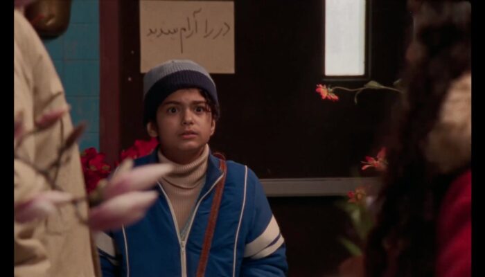 ‘Universal Language’ Film Absurd Penuh Kehangatan Hadir di KlikFilm