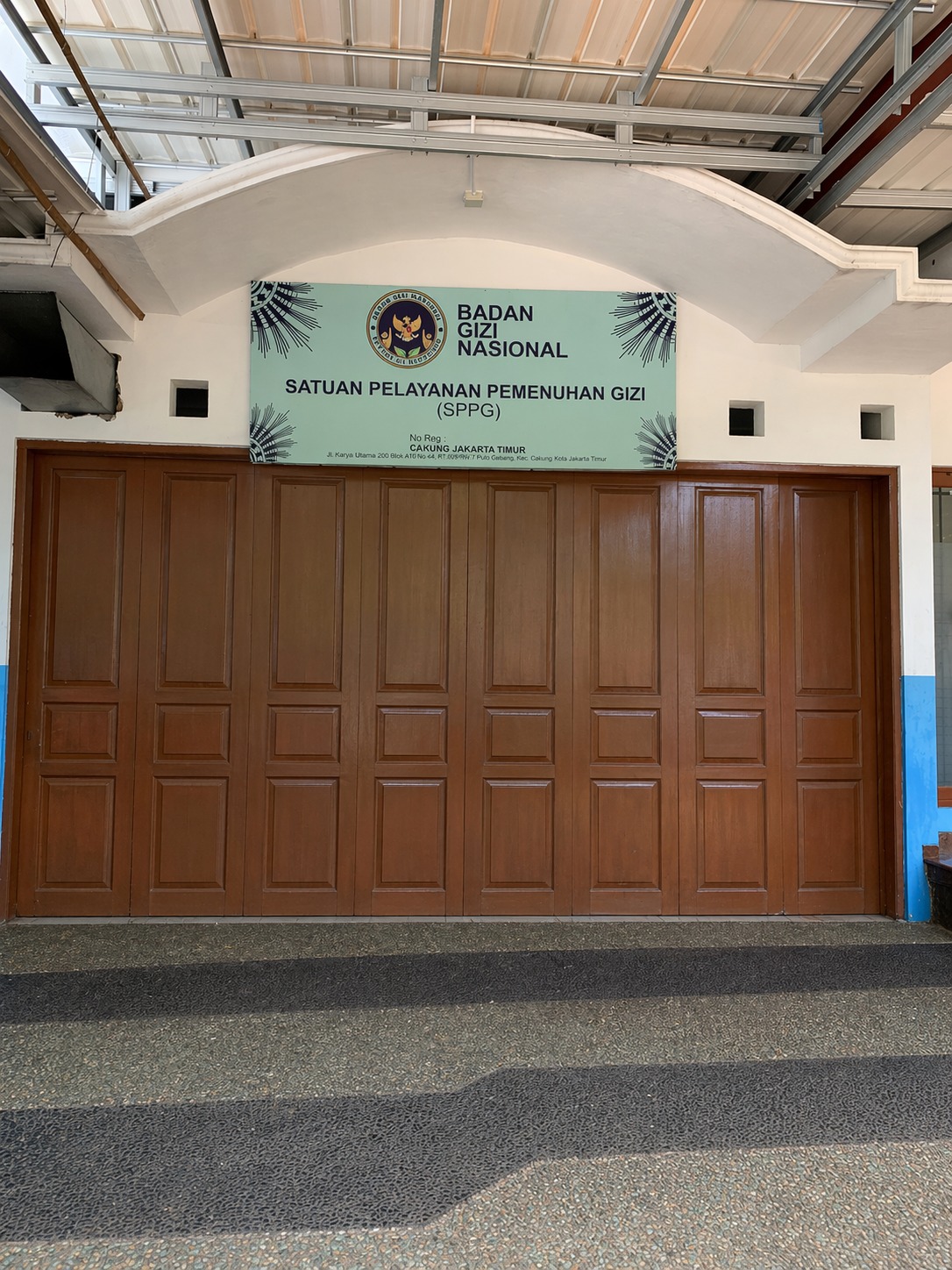 (sumber foto istimewa) Suasana dugaan penolakan Dapur MBG di kawasan Pulo Gebang, Cakung Jakarta Timur.