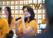 Satine Zaneta Jadi Tukang Galon, Hidup Siti Berubah Setelah Digigit Vampir