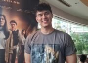 Jeff Smith Syuting Lingsir Wengi dengan Dua Lutut Cedera, Terus Tahan Sakit Tanpa Obat